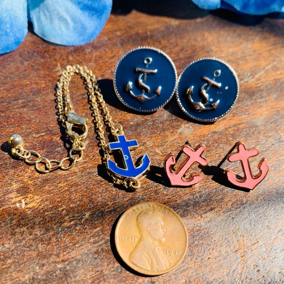 Ahoy! Fun in the  Sun - Seaside Summer Anchor Earrings & Bracelet - Picture 2 of 6